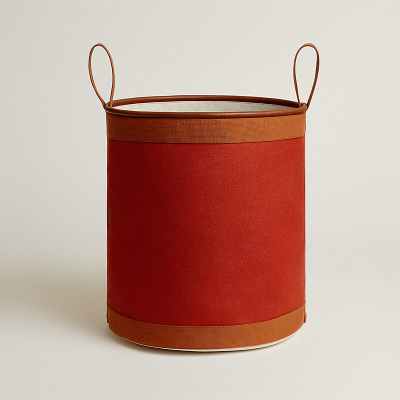 エルメスバスケット 《シャーウッド》 PM トメット2024/4購入1回使用 エルメスバスケット 《シャーウッド》 PM トメット2024/4購入1回使用